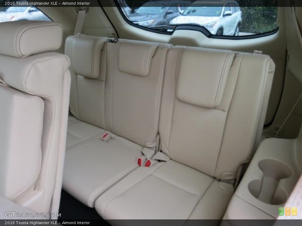 Almond Interior Rear Seat for the 2016 Toyota Highlander XLE #115844080