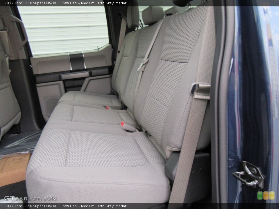 Medium Earth Gray Interior Rear Seat for the 2017 Ford F250 Super Duty XLT Crew Cab #115853284