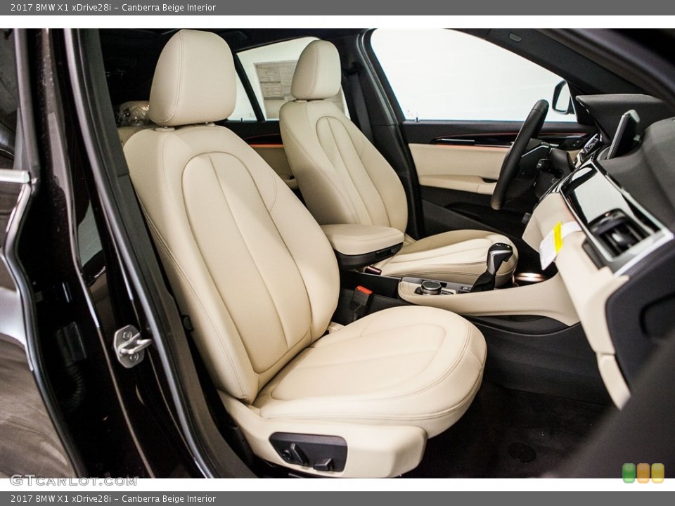 Canberra Beige Interior Photo for the 2017 BMW X1 xDrive28i #115880589