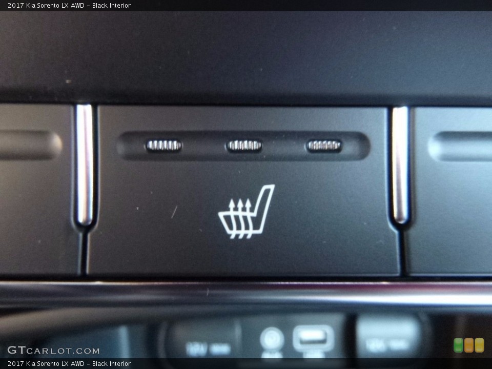 Black Interior Controls for the 2017 Kia Sorento LX AWD #115886354