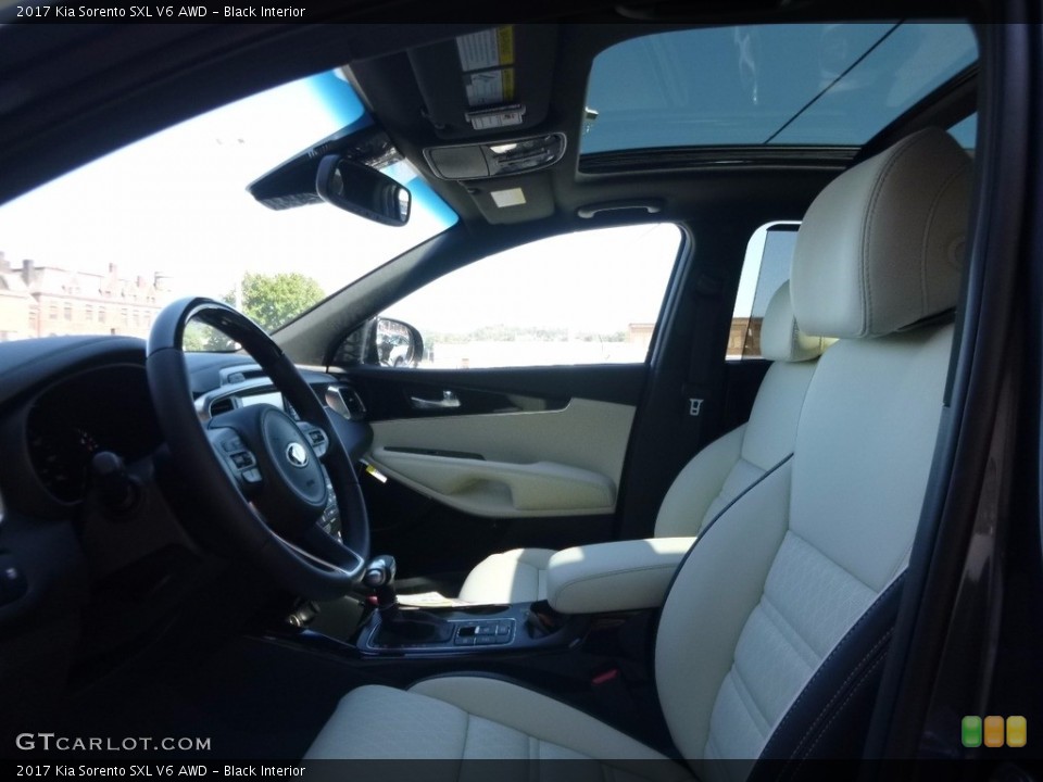 Black Interior Photo for the 2017 Kia Sorento SXL V6 AWD #115886658