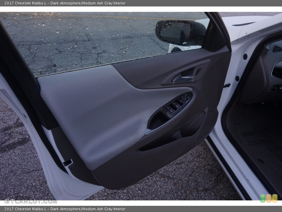 Dark Atmosphere/Medium Ash Gray Interior Door Panel for the 2017 Chevrolet Malibu L #115893906