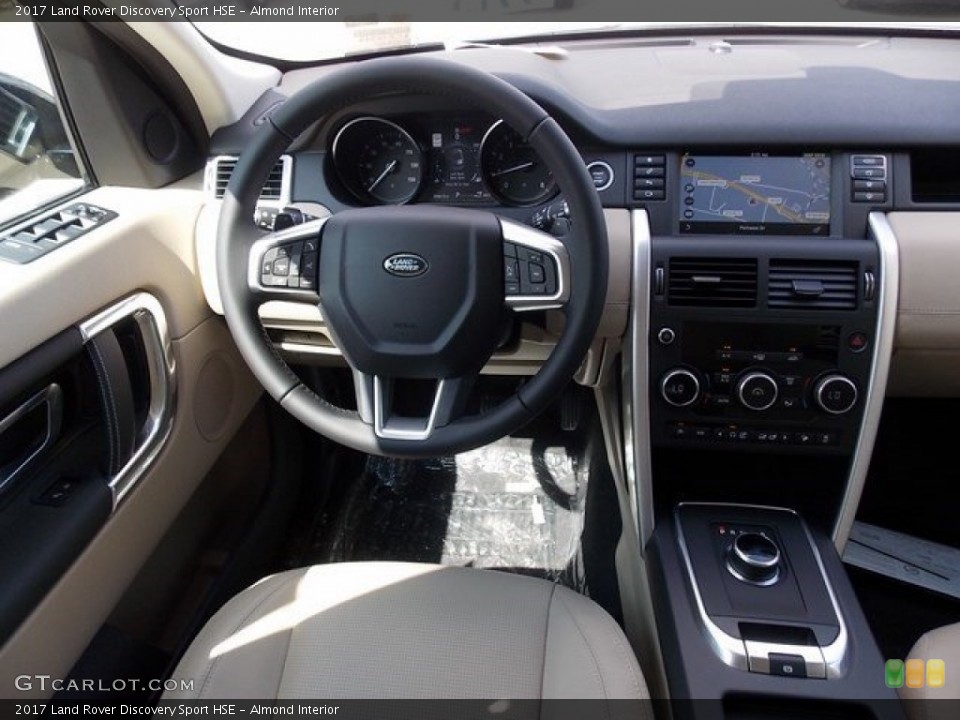 Almond Interior Photo for the 2017 Land Rover Discovery Sport HSE #115894971