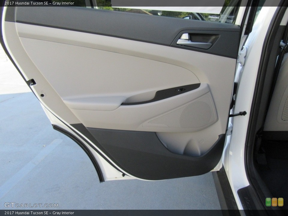 Gray Interior Door Panel for the 2017 Hyundai Tucson SE #115908422