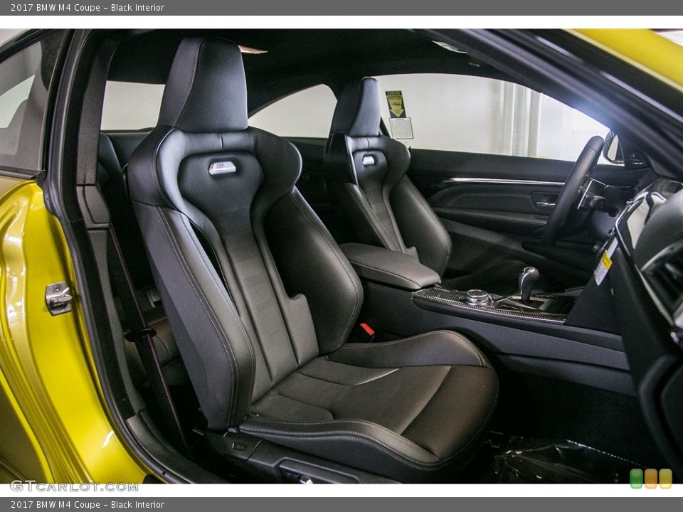 Black Interior Photo for the 2017 BMW M4 Coupe #115934496