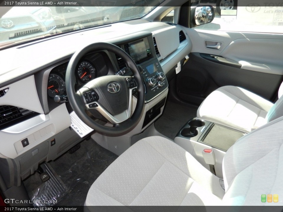 Ash Interior Photo for the 2017 Toyota Sienna LE AWD #115939713