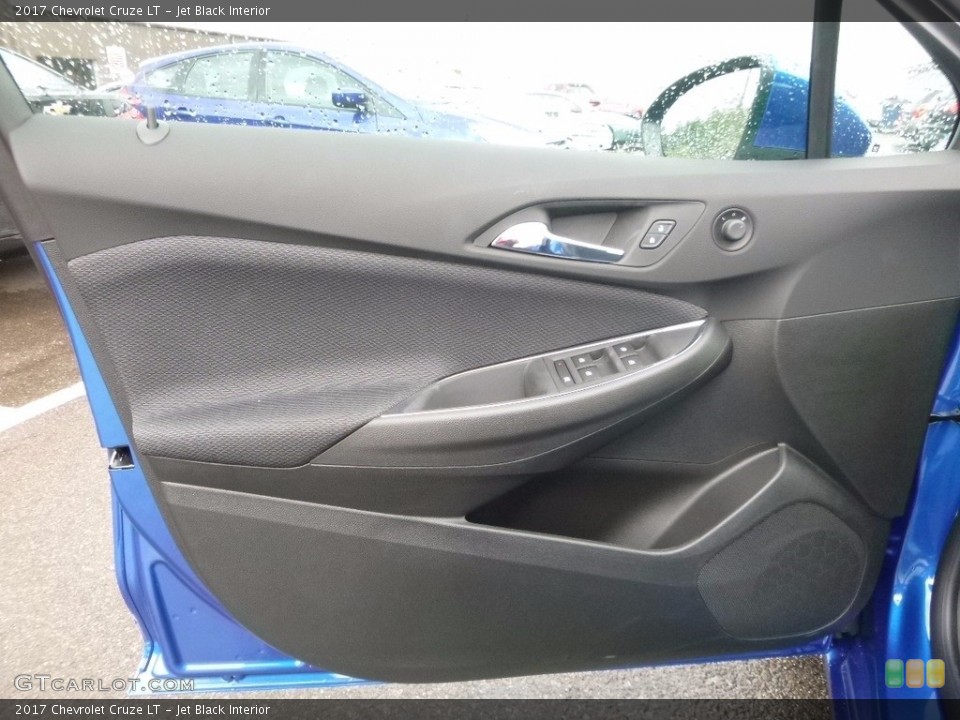 Jet Black Interior Door Panel for the 2017 Chevrolet Cruze LT #115990424