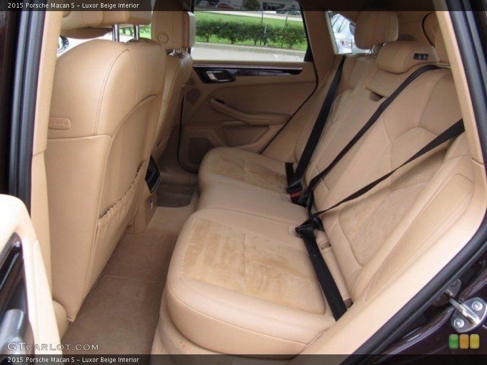 Luxor Beige Interior Rear Seat for the 2015 Porsche Macan S #116002560