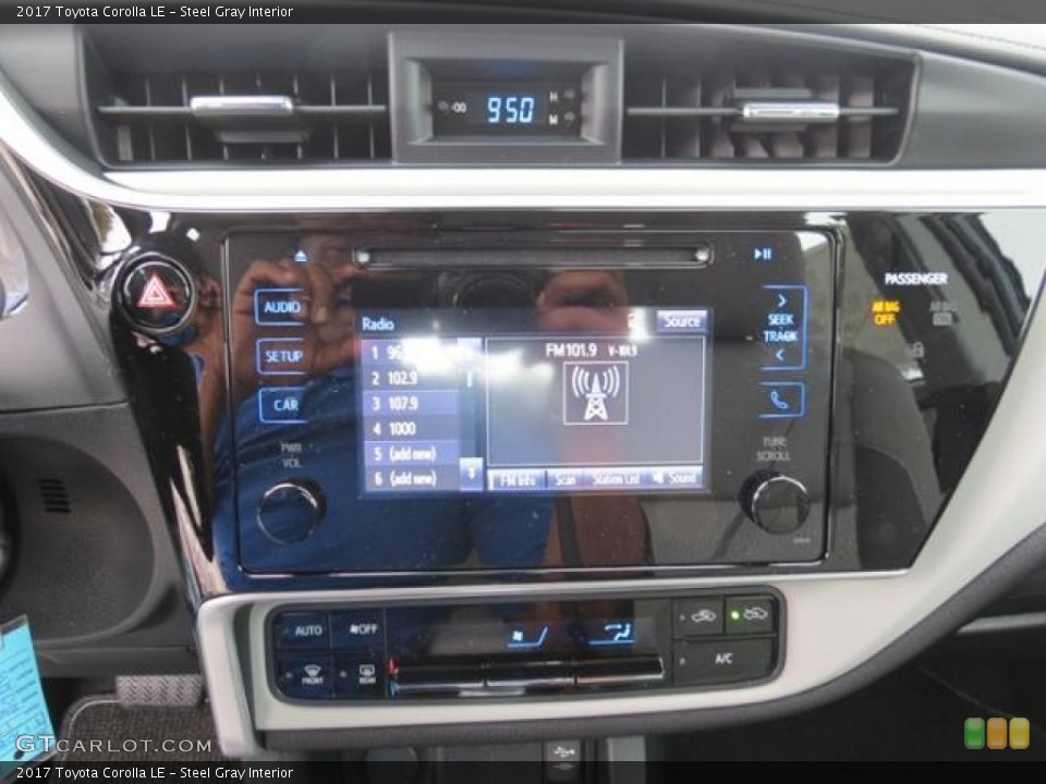 Steel Gray Interior Controls for the 2017 Toyota Corolla LE #116006445