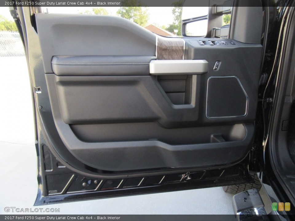 Black Interior Door Panel for the 2017 Ford F250 Super Duty Lariat Crew Cab 4x4 #116013189
