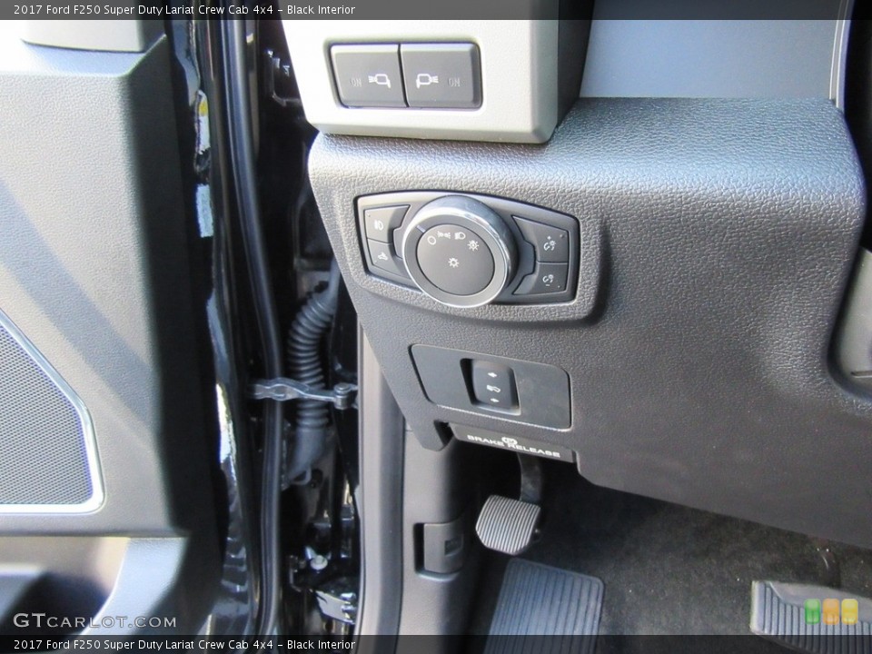 Black Interior Controls for the 2017 Ford F250 Super Duty Lariat Crew Cab 4x4 #116013486