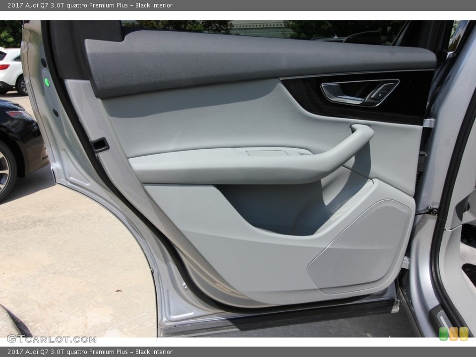 Black Interior Door Panel for the 2017 Audi Q7 3.0T quattro Premium Plus #116031411