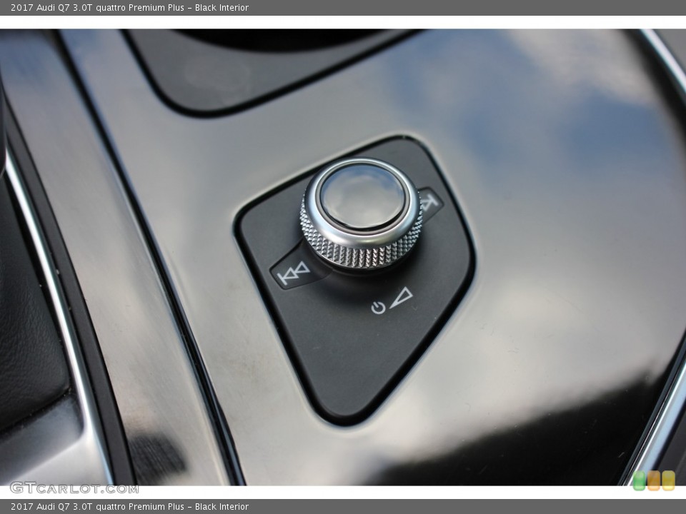 Black Interior Controls for the 2017 Audi Q7 3.0T quattro Premium Plus #116031846