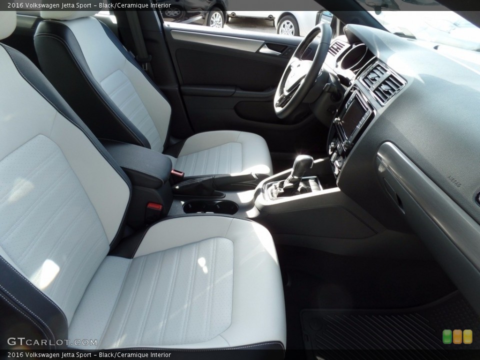 Black/Ceramique Interior Photo for the 2016 Volkswagen Jetta Sport #116039508