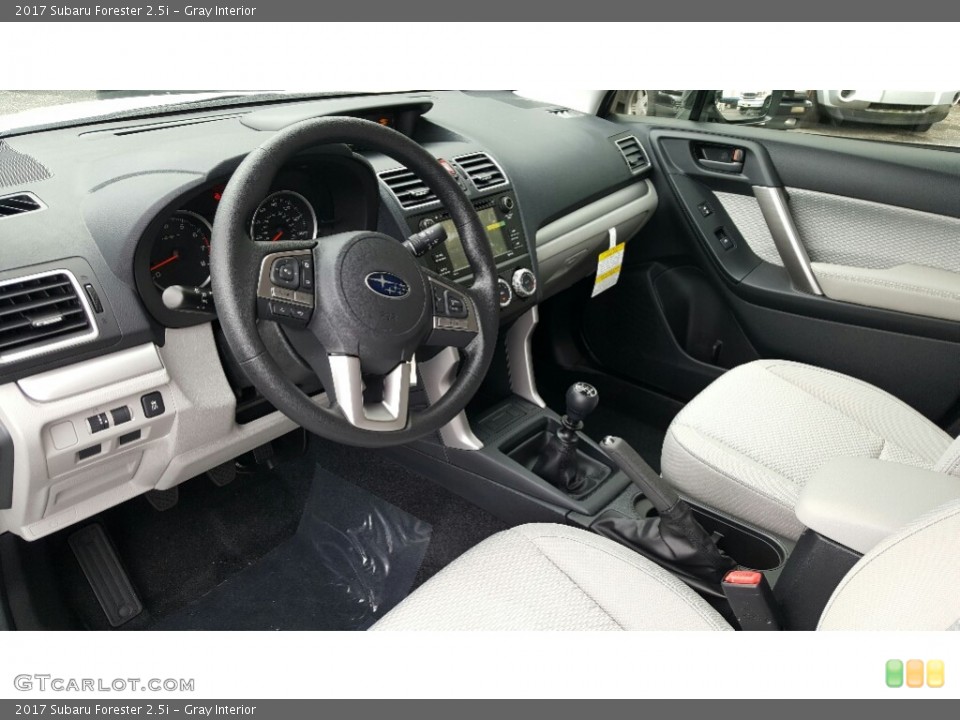 Gray Interior Photo for the 2017 Subaru Forester 2.5i #116050635