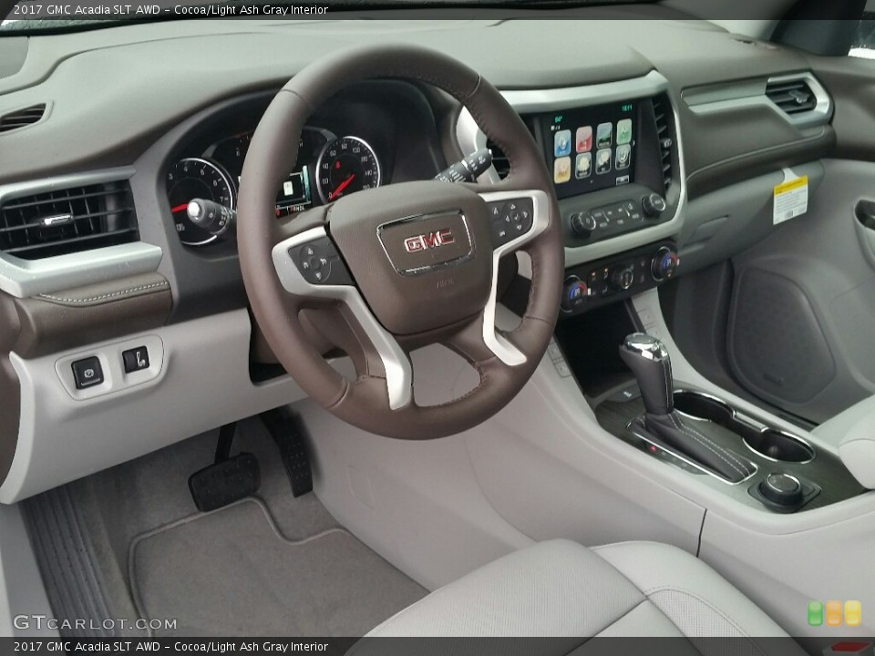 Cocoa/Light Ash Gray Interior Photo for the 2017 GMC Acadia SLT AWD #116066575