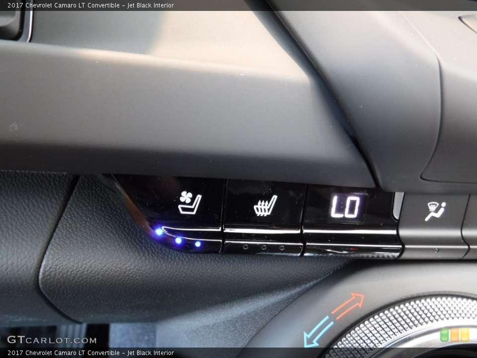 Jet Black Interior Controls for the 2017 Chevrolet Camaro LT Convertible #116072833