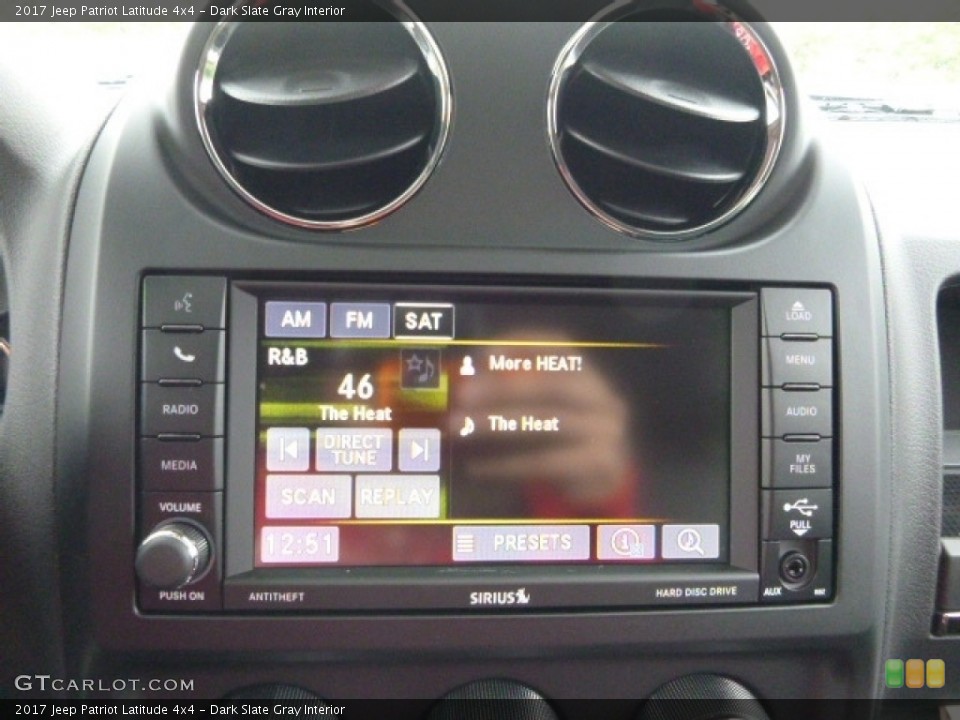 Dark Slate Gray Interior Controls for the 2017 Jeep Patriot Latitude 4x4 #116079908