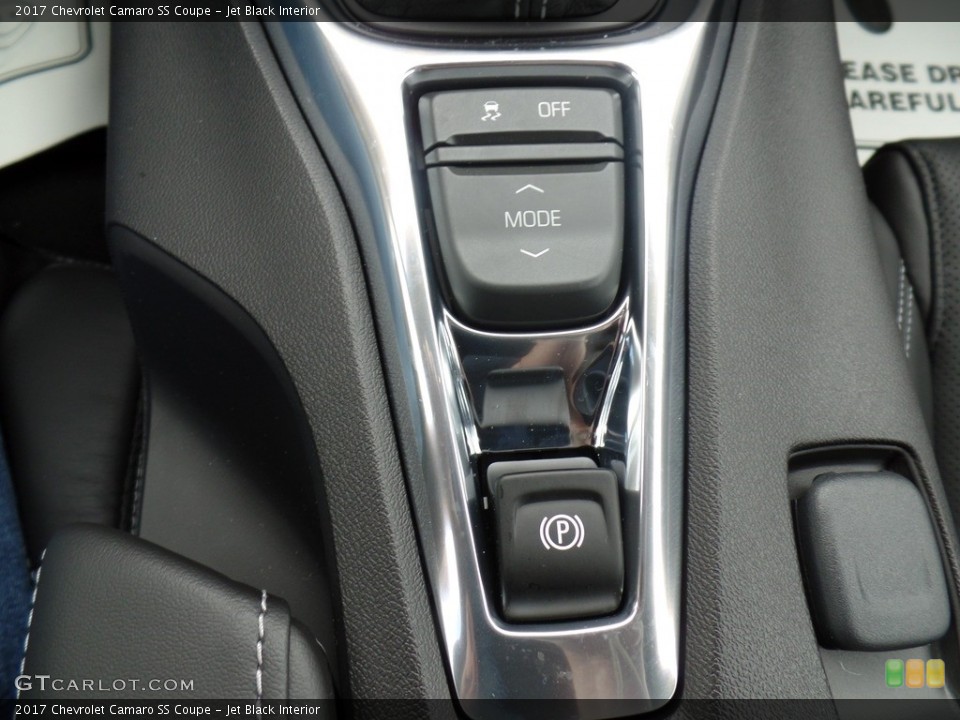 Jet Black Interior Controls for the 2017 Chevrolet Camaro SS Coupe #116132395