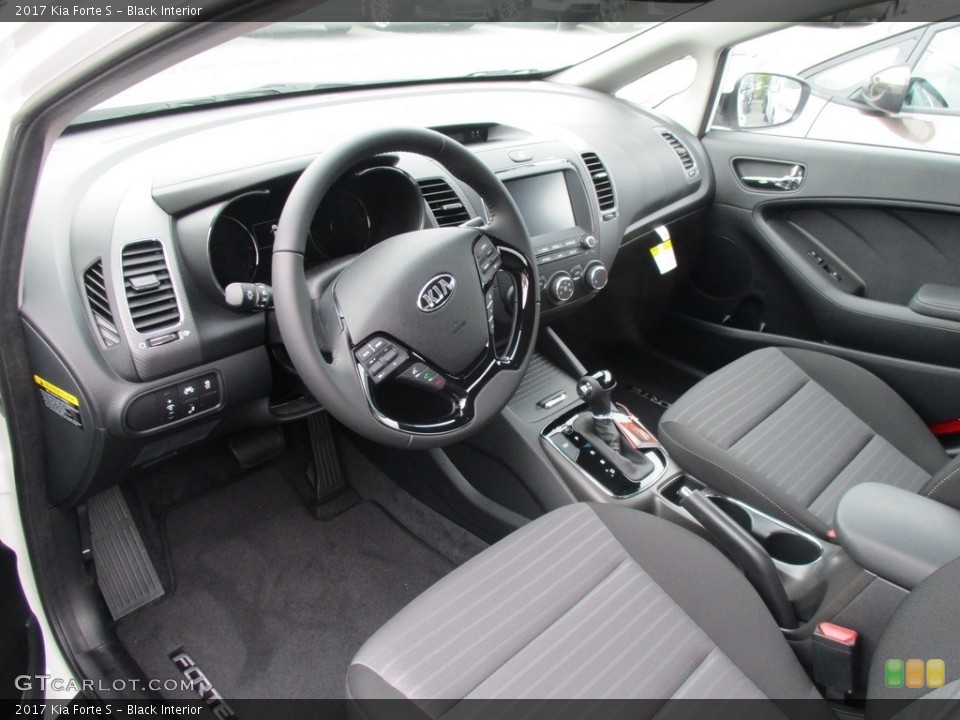 Black Interior Photo for the 2017 Kia Forte S #116144336
