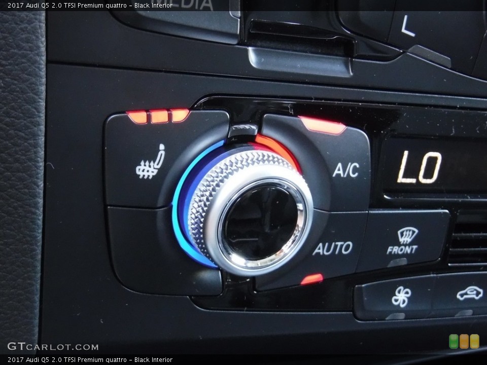 Black Interior Controls for the 2017 Audi Q5 2.0 TFSI Premium quattro #116169050