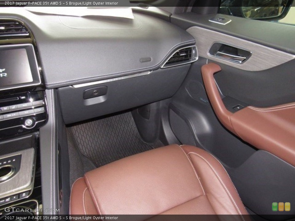 S Brogue/Light Oyster Interior Dashboard for the 2017 Jaguar F-PACE 35t AWD S #116184308