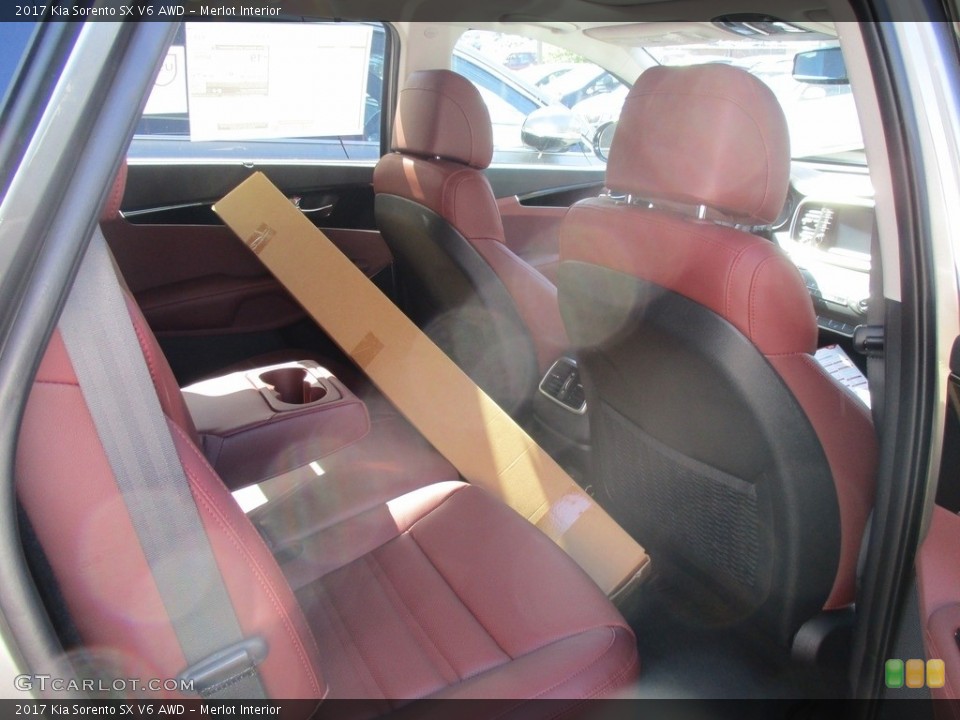 Merlot Interior Rear Seat for the 2017 Kia Sorento SX V6 AWD #116192522