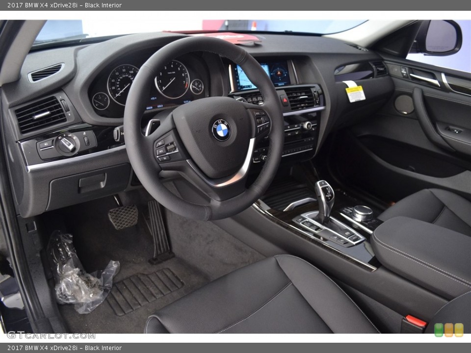 Black Interior Photo for the 2017 BMW X4 xDrive28i #116215044