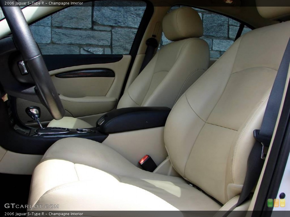 Champagne Interior Photo for the 2006 Jaguar S-Type R #11624163