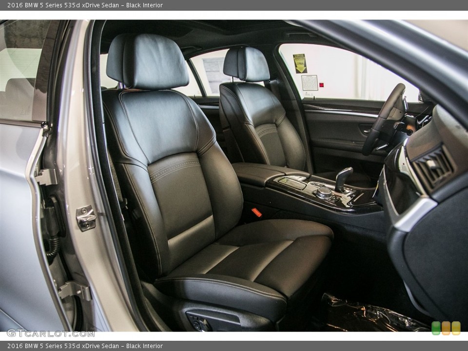 Black Interior Photo for the 2016 BMW 5 Series 535d xDrive Sedan #116244281