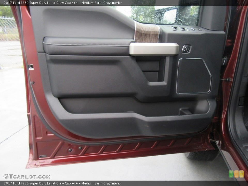 Medium Earth Gray Interior Door Panel for the 2017 Ford F350 Super Duty Lariat Crew Cab 4x4 #116307360