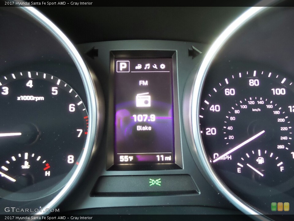 Gray Interior Controls for the 2017 Hyundai Santa Fe Sport AWD #116342591