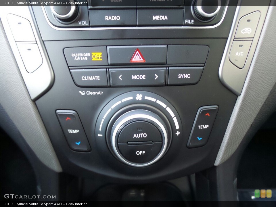 Gray Interior Controls for the 2017 Hyundai Santa Fe Sport AWD #116342675