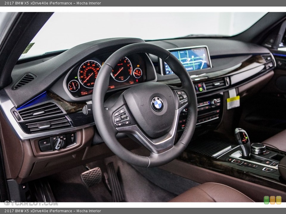 Mocha Interior Dashboard for the 2017 BMW X5 xDrive40e iPerformance #116482288