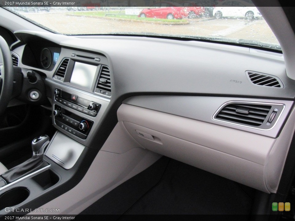 Gray Interior Dashboard for the 2017 Hyundai Sonata SE #116497683