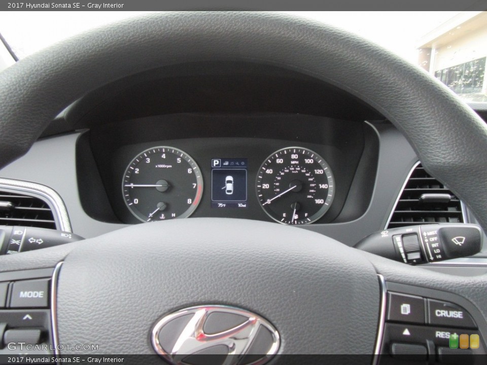 Gray Interior Controls for the 2017 Hyundai Sonata SE #116498109