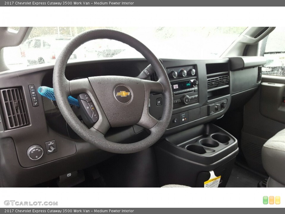 Medium Pewter Interior Photo for the 2017 Chevrolet Express Cutaway 3500 Work Van #116518026