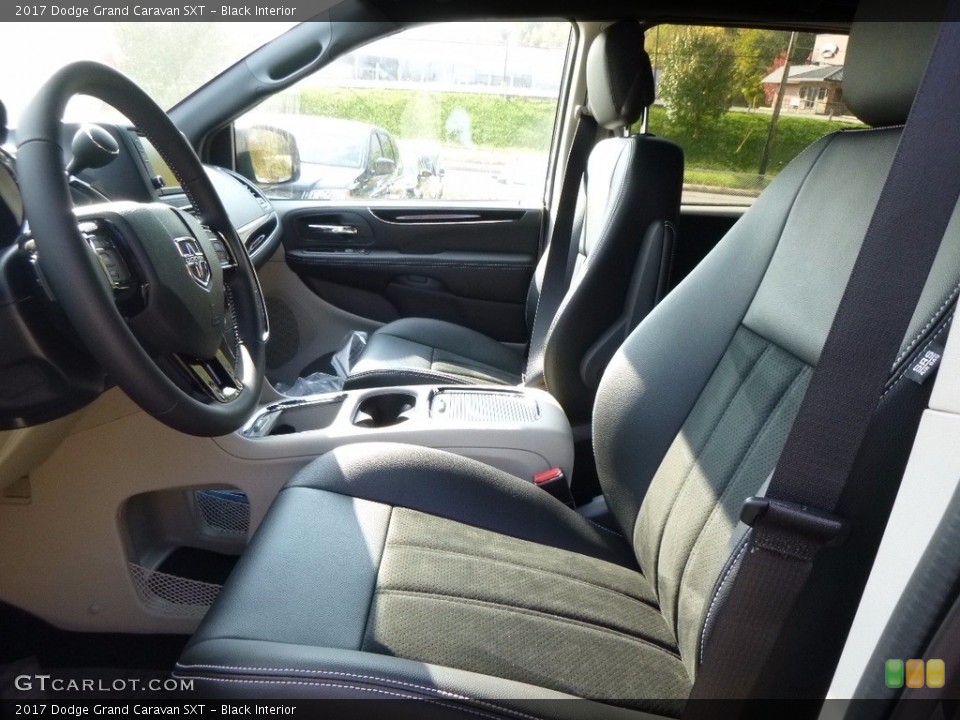 Black Interior Photo for the 2017 Dodge Grand Caravan SXT #116529510