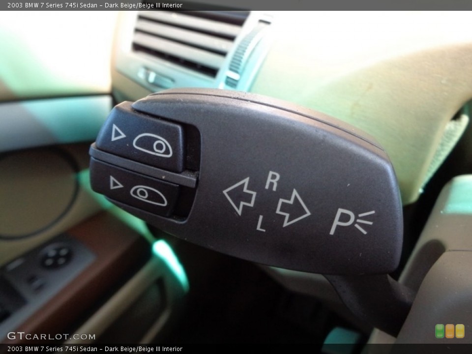 Dark Beige/Beige III Interior Controls for the 2003 BMW 7 Series 745i Sedan #116576992