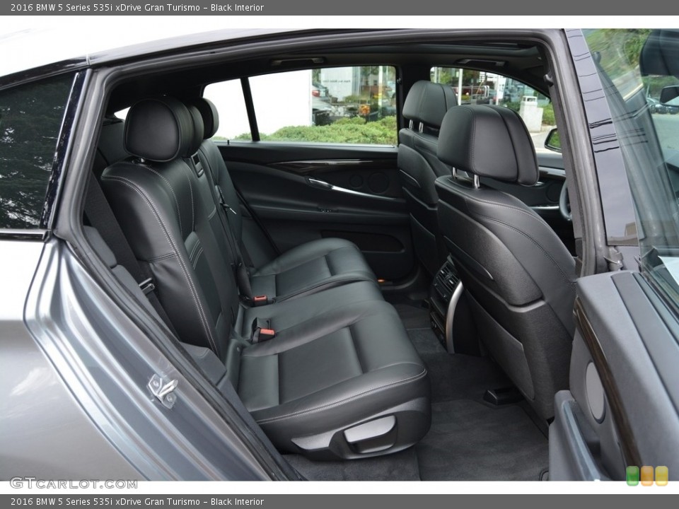 Black Interior Rear Seat for the 2016 BMW 5 Series 535i xDrive Gran Turismo #116608552