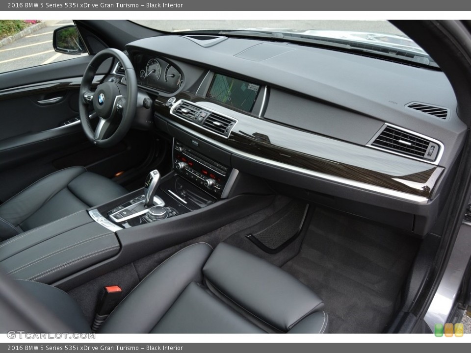 Black Interior Dashboard for the 2016 BMW 5 Series 535i xDrive Gran Turismo #116608582