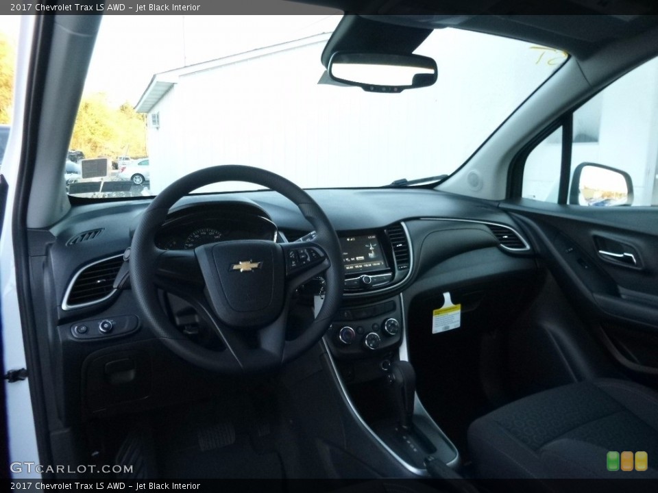 Jet Black Interior Photo for the 2017 Chevrolet Trax LS AWD #116618930