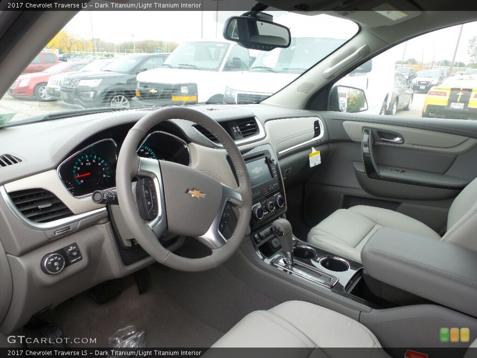 Dark Titanium/Light Titanium Interior Photo for the 2017 Chevrolet Traverse LS #116624267