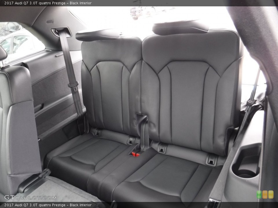 Black Interior Rear Seat for the 2017 Audi Q7 3.0T quattro Prestige #116650385