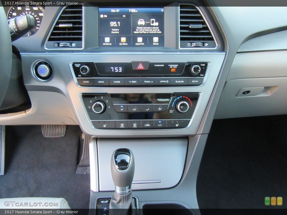 Gray Interior Controls for the 2017 Hyundai Sonata Sport #116657042