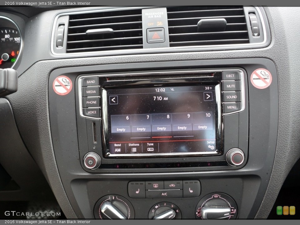 Titan Black Interior Controls for the 2016 Volkswagen Jetta SE #116675496