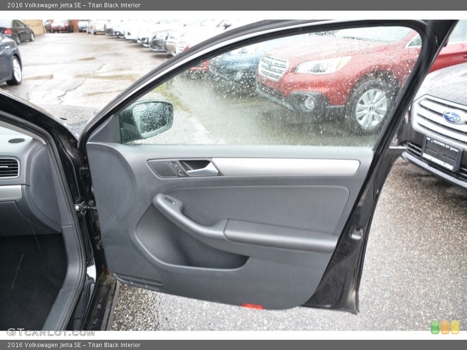 Titan Black Interior Door Panel for the 2016 Volkswagen Jetta SE #116675895