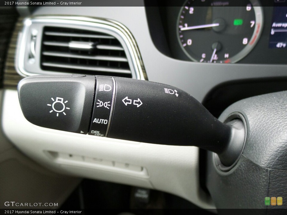 Gray Interior Controls for the 2017 Hyundai Sonata Limited #116687823