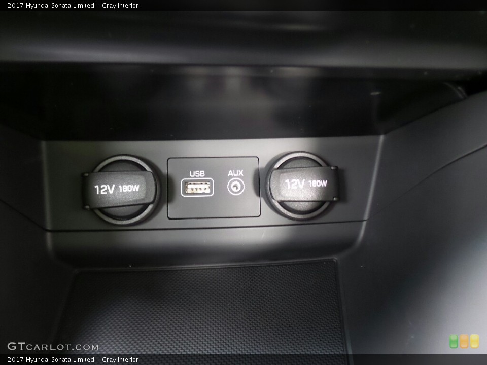 Gray Interior Controls for the 2017 Hyundai Sonata Limited #116687988