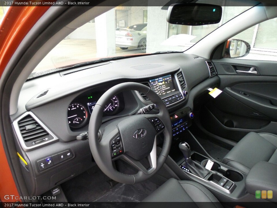 Black Interior Photo for the 2017 Hyundai Tucson Limited AWD #116691915